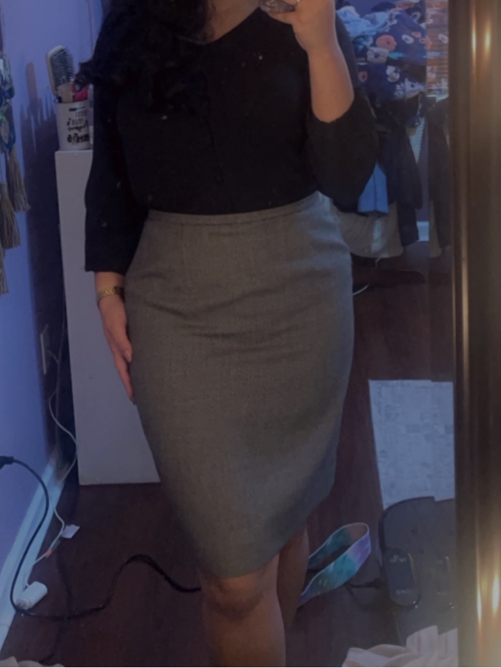 Classic Women's Gray Pencil Skirt - Sleek Professional Style